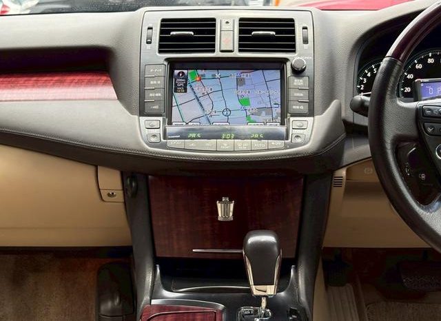 TOYOTA CROWN ROYAL SALOON NAVI PACKAGE full
