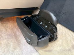 TOYOTA CROWN ROYAL SALOON NAVI PACKAGE full