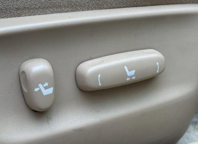 TOYOTA CROWN ROYAL SALOON NAVI PACKAGE full