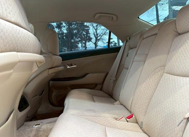 TOYOTA CROWN ROYAL SALOON NAVI PACKAGE full