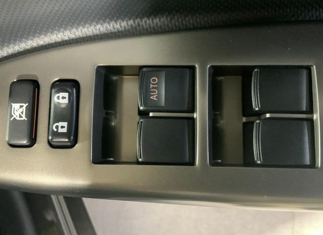 TOYOTA IST 150G 2012 full