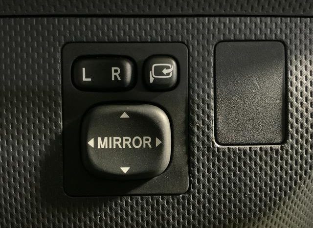 TOYOTA IST 150G 2012 full