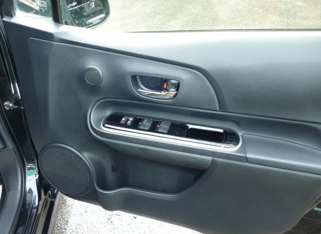 TOYOTA AQUA G 2017 full