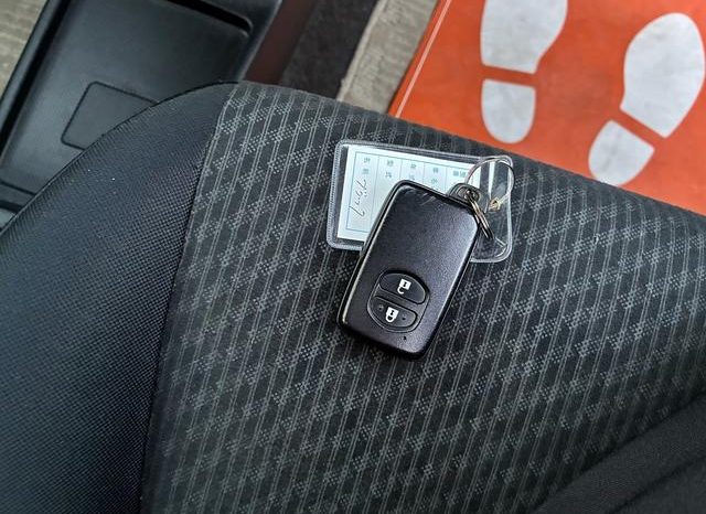 TOYOTA RACTIS G 2010 full