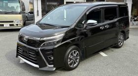 TOYOTA VOXY ZS KIRAMEKI II 2019