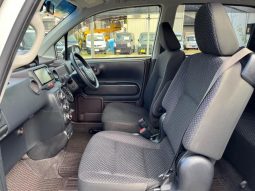 TOYOTA SPADE F 2017 full