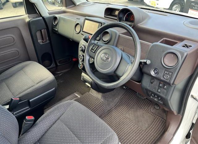 TOYOTA SPADE F 2017 full