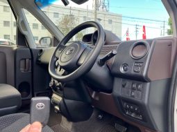 TOYOTA SPADE F 2017 full