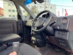 TOYOTA SPADE F 2017 full