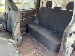 TOYOTA SPADE F 2017 full