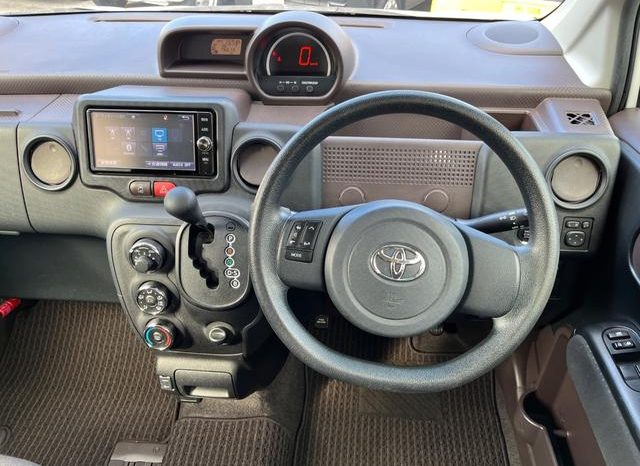 TOYOTA SPADE F 2017 full