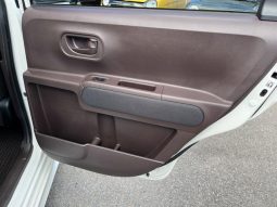 TOYOTA SPADE F 2017 full