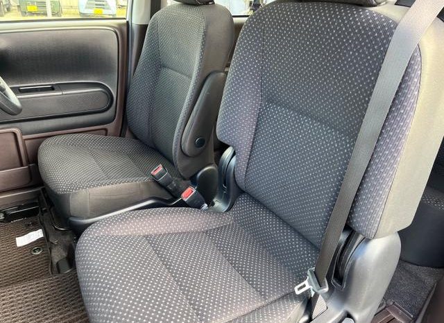 TOYOTA SPADE F 2017 full