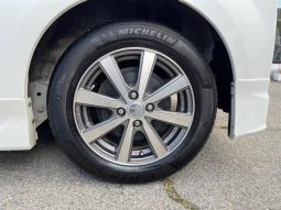 TOYOTA SPADE F 2017 full