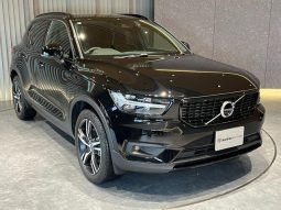 VOLVO XC40 T4 AWD R-DESIGN 2018 full