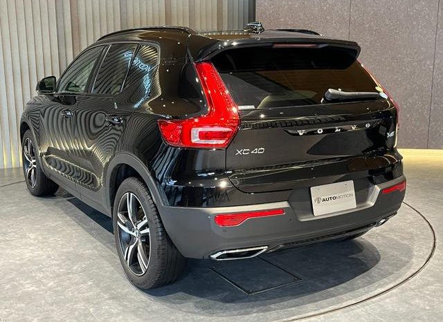 VOLVO XC40 T4 AWD R-DESIGN 2018 full
