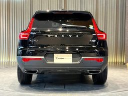 VOLVO XC40 T4 AWD R-DESIGN 2018 full
