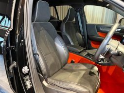 VOLVO XC40 T4 AWD R-DESIGN 2018 full