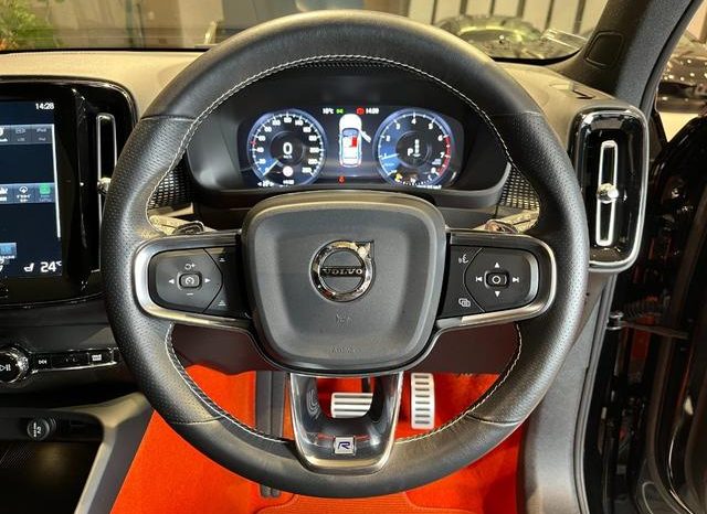 VOLVO XC40 T4 AWD R-DESIGN 2018 full