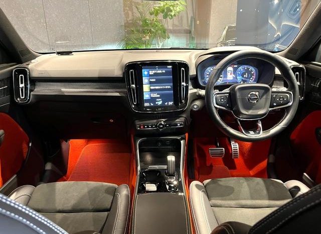 VOLVO XC40 T4 AWD R-DESIGN 2018 full