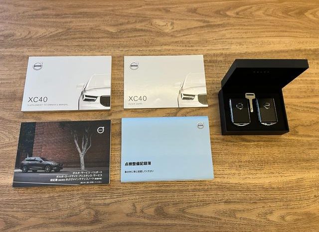 VOLVO XC40 T4 AWD R-DESIGN 2018 full