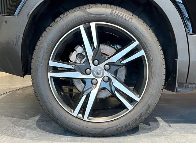 VOLVO XC40 T4 AWD R-DESIGN 2018 full