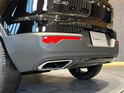 VOLVO XC40 T4 AWD R-DESIGN 2018 full