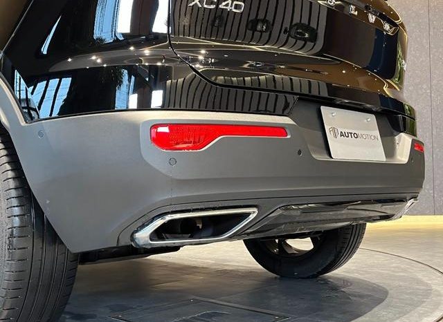 VOLVO XC40 T4 AWD R-DESIGN 2018 full