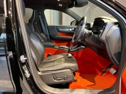 VOLVO XC40 T4 AWD R-DESIGN 2018 full