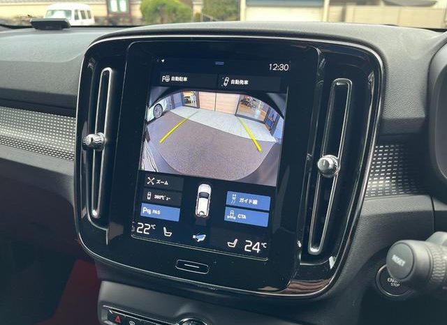 VOLVO XC40 T4 AWD R-DESIGN 2018 full