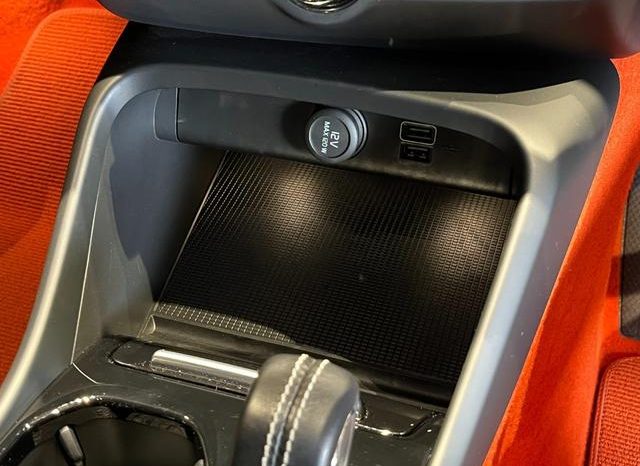 VOLVO XC40 T4 AWD R-DESIGN 2018 full