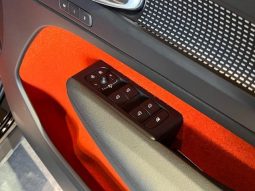 VOLVO XC40 T4 AWD R-DESIGN 2018 full