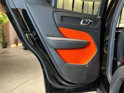 VOLVO XC40 T4 AWD R-DESIGN 2018 full