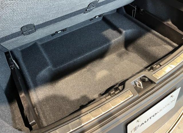 VOLVO XC40 T4 AWD R-DESIGN 2018 full