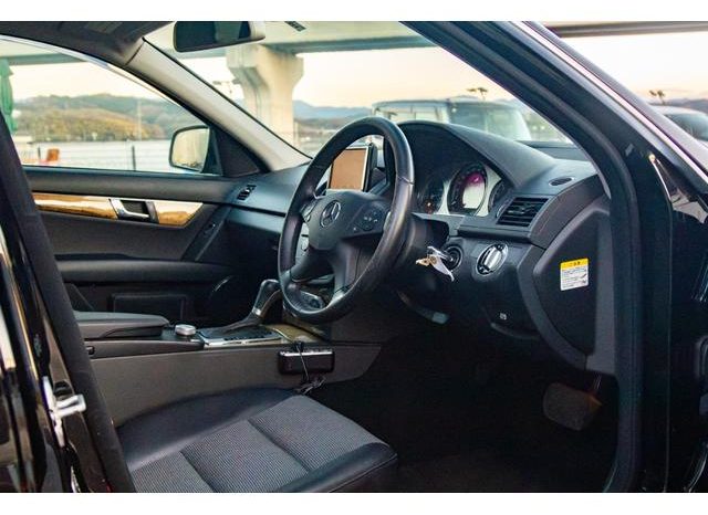 MERCEDES BENZ C-CLASS C200 KOMPRESSOR 2009 full