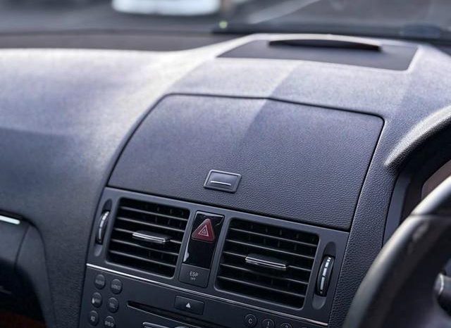 MERCEDES BENZ C-CLASS C200 KOMPRESSOR 2009 full