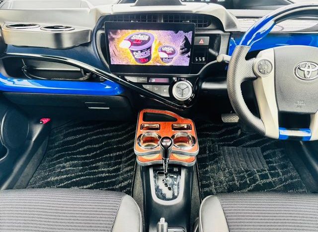 TOYOTA AQUA S 2016 full