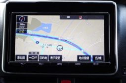 TOYOTA VOXY HYBRID ZS KIRAMEKI II 2017 full