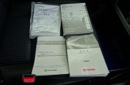 TOYOTA VOXY HYBRID ZS KIRAMEKI II 2017 full