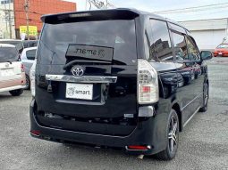 TOYOTA VOXY ZS KIRAMEKI Z 2013 full