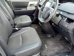 TOYOTA VOXY ZS KIRAMEKI Z 2013 full