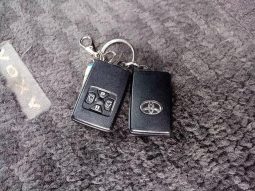 TOYOTA VOXY ZS KIRAMEKI Z 2013 full