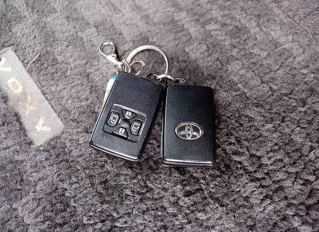 TOYOTA VOXY ZS KIRAMEKI Z 2013 full