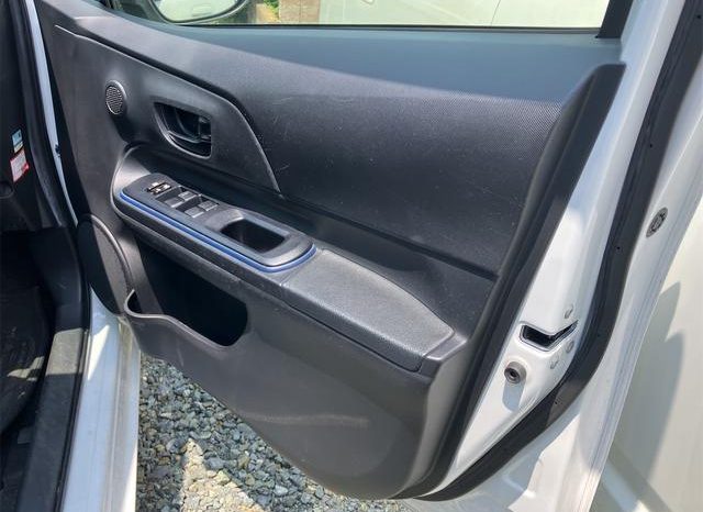 TOYOTA AQUA S 2016 full