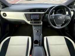 TOYOTA AURIS HYBRID G PACKAGE 2016 full