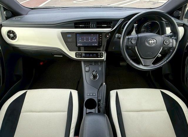 TOYOTA AURIS HYBRID G PACKAGE 2016 full