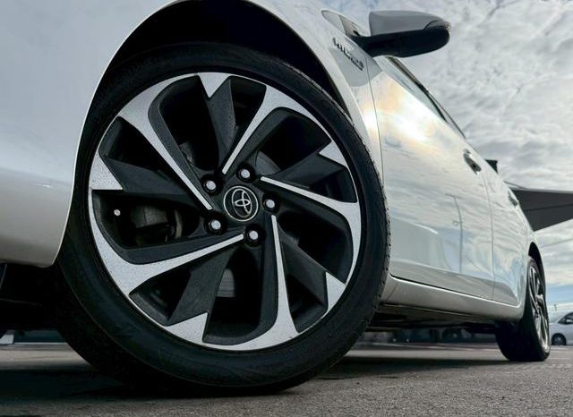 TOYOTA AURIS HYBRID G PACKAGE 2016 full