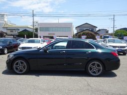 MERCEDES BENZ C-CLASS C200 4MATIC AVANTGARDE AMG LINE 2019 full