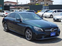 MERCEDES BENZ C-CLASS C200 4MATIC AVANTGARDE AMG LINE 2019 full