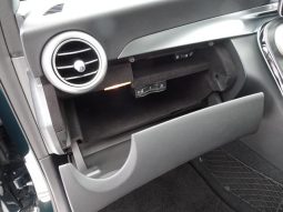 MERCEDES BENZ C-CLASS C200 4MATIC AVANTGARDE AMG LINE 2019 full